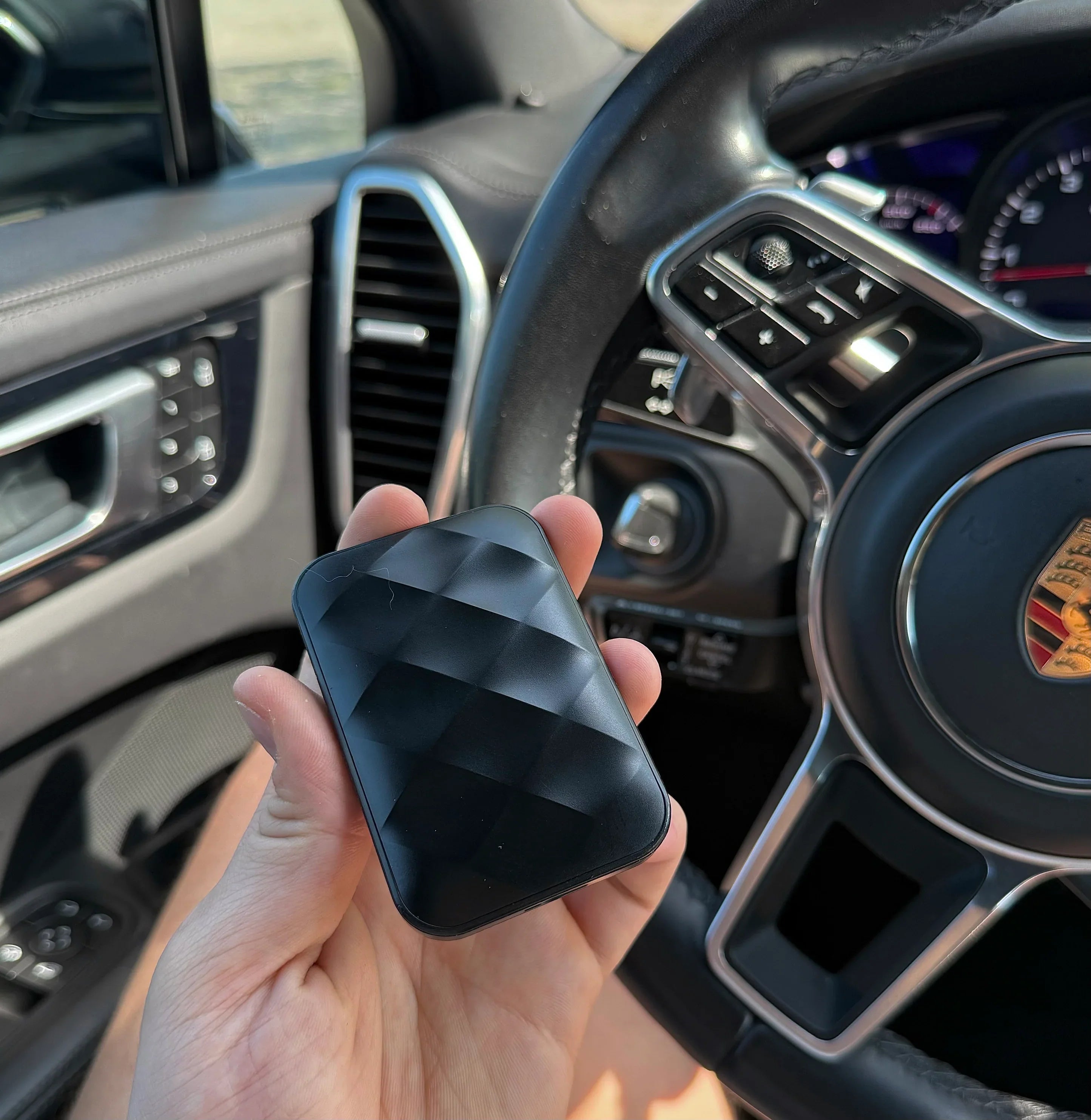 AutoStream – Netflix & Wireless CarPlay für dein Auto